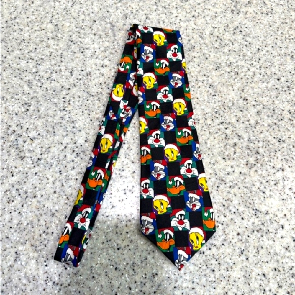 Looney Tunes Christmas’s Tie